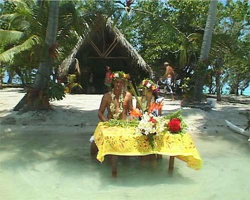 Pension Hibiscus Tahaa Uturoa Eksteriør billede